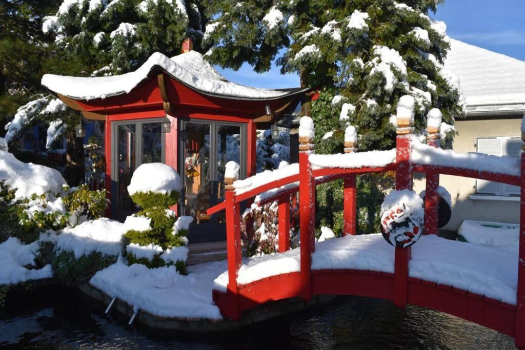 Pierre-Chatel Gite Au Printemps Japonais, Petit Train De La Mure, Parc Des Ecrins מראה חיצוני תמונה