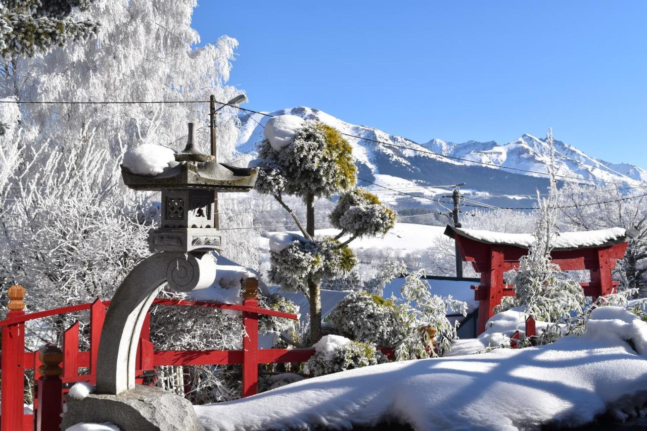 Pierre-Chatel Gite Au Printemps Japonais, Petit Train De La Mure, Parc Des Ecrins מראה חיצוני תמונה